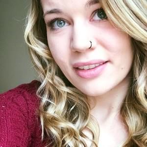 Meet your Posher, Desiree